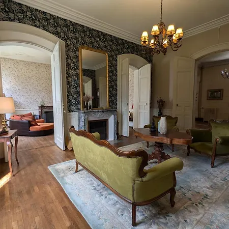 Bed and Breakfast Domaine Du Faure à Chadurie Extérieur photo